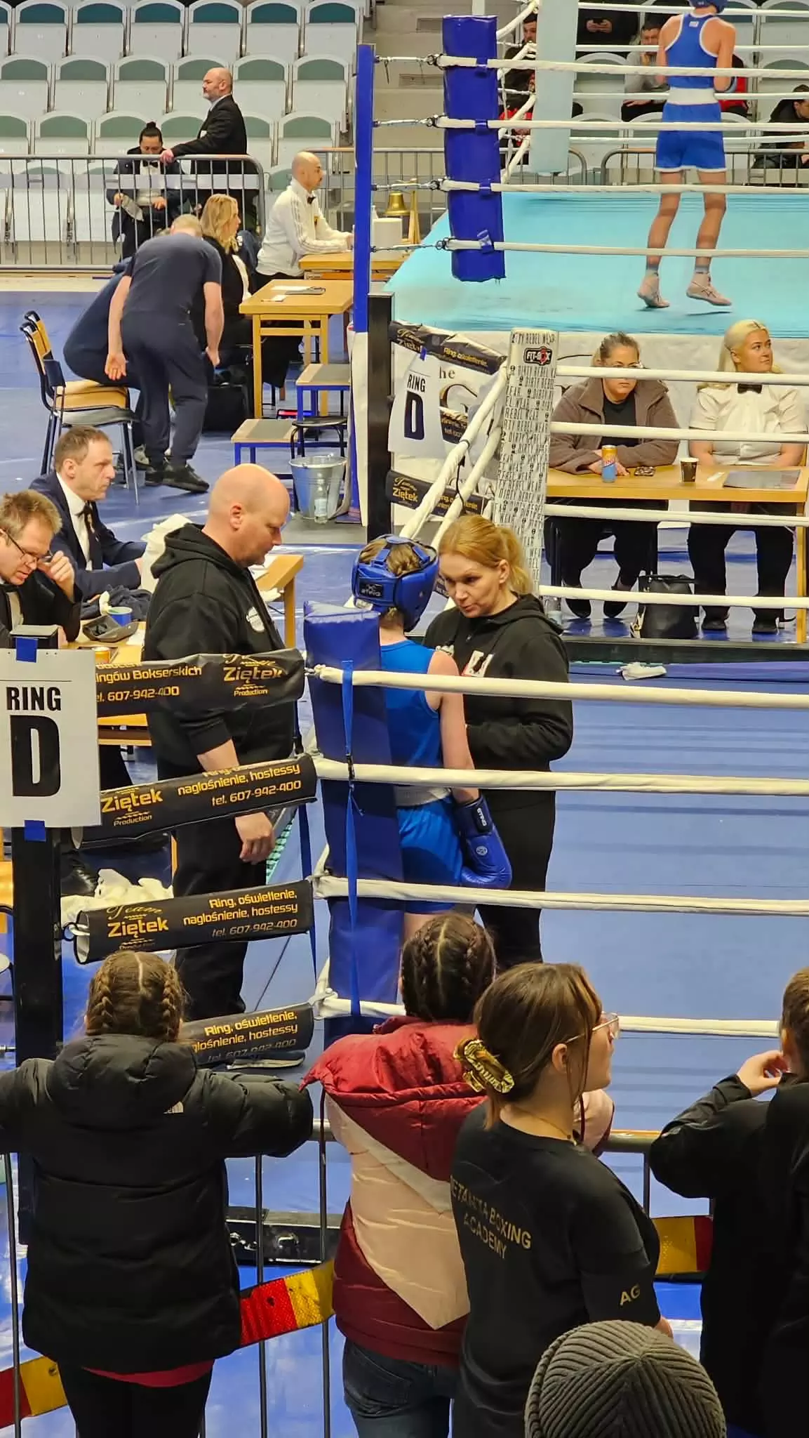 Hilde i hjørnet til Malin