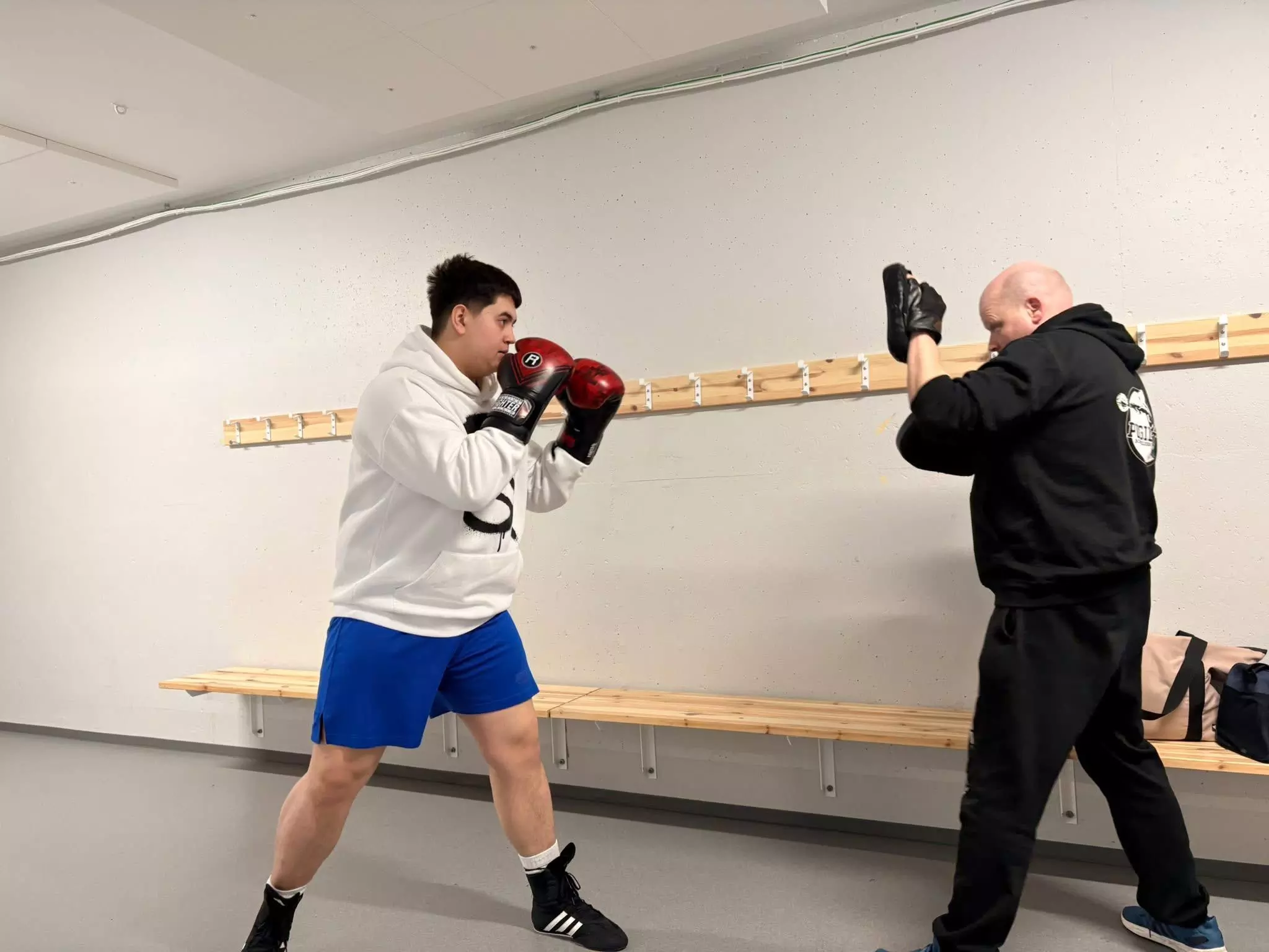 Kim Andre varmer opp