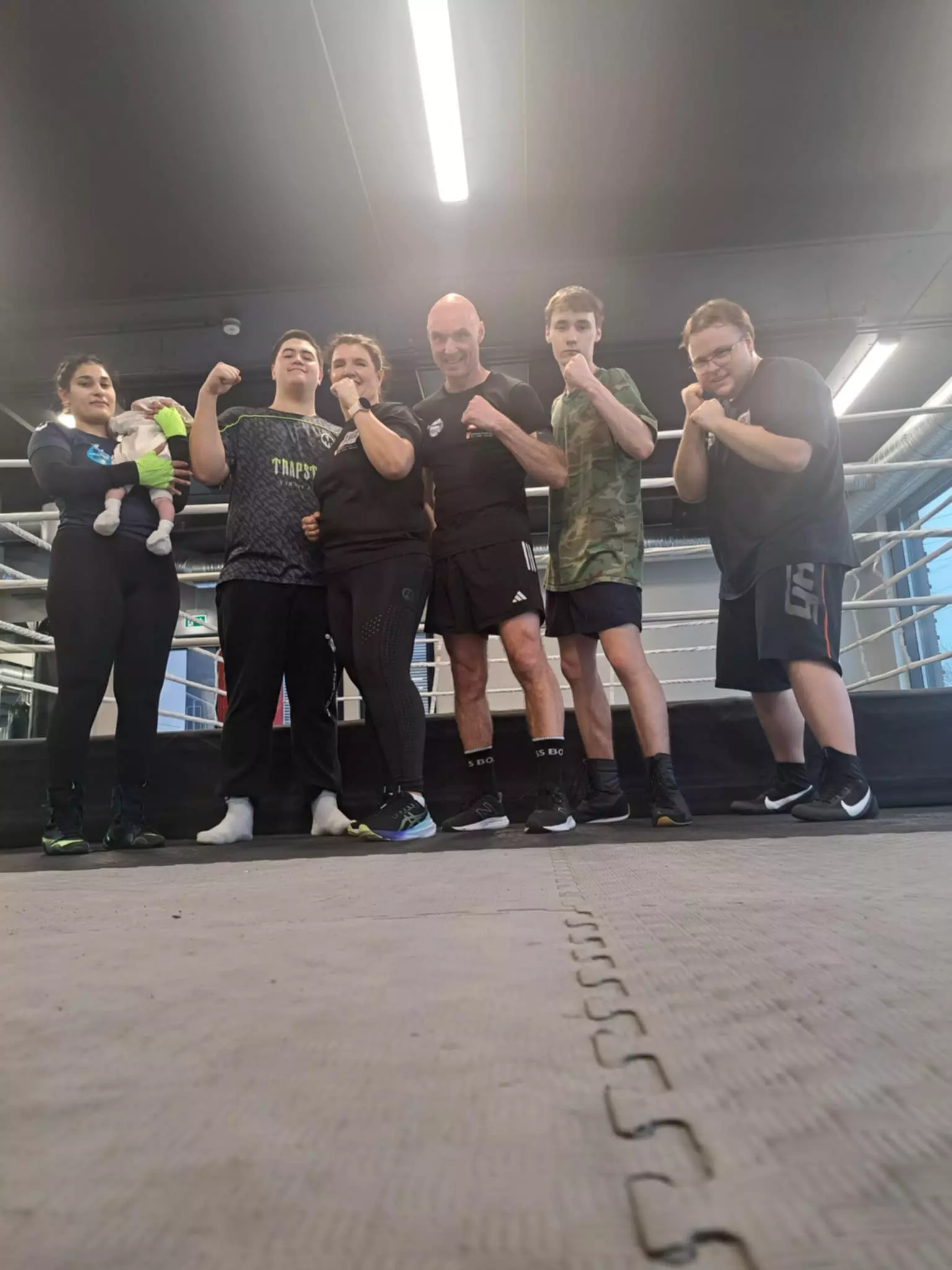 Våre dyktige trenere tar boksing seriøst