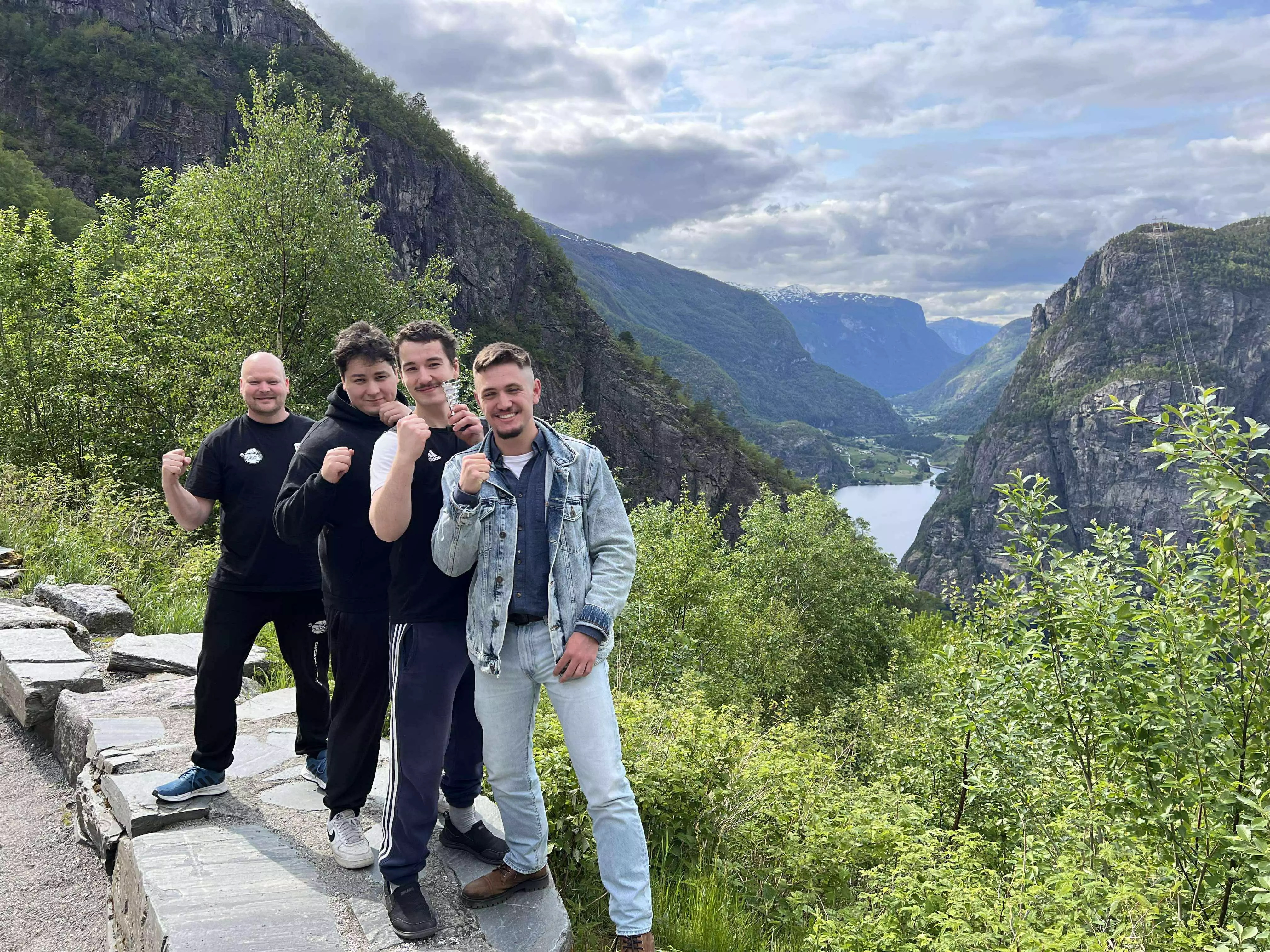 Flott utsikt over Sognefjorden